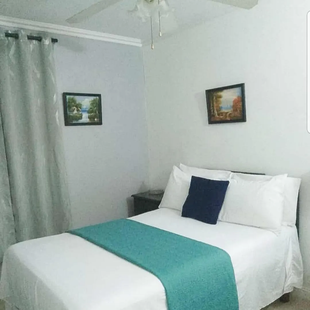 Comfortable & Secure Chateau Kingston 0*,  Jamaica