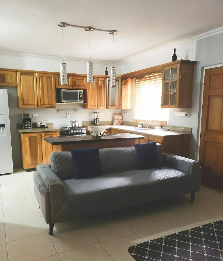 Apartment Comfortable & Secure Chateau Kingston