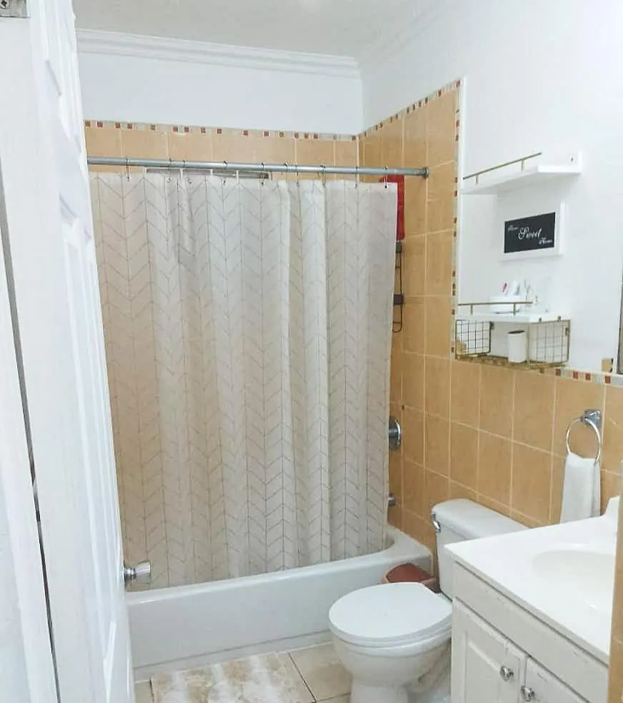 Comfortable & Secure Chateau Kingston 0*,